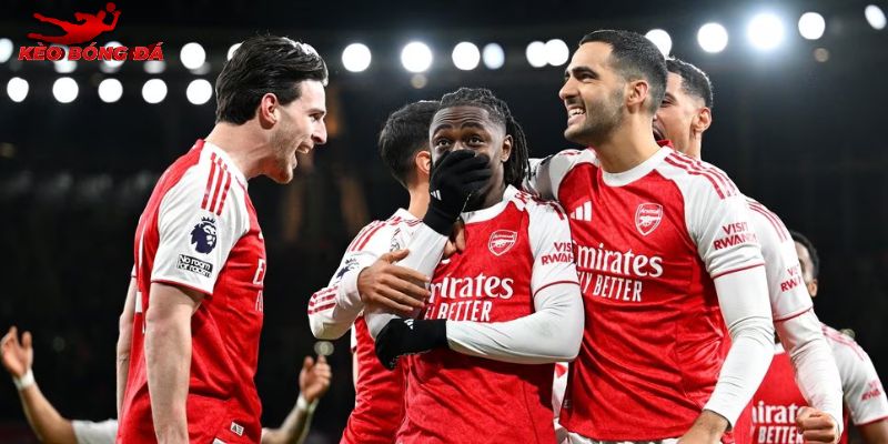 Tottenham vs Arsenal chứng kiến sự áp đảo của vị khách Tottenham vs Arsenal chứng kiến sự áp đảo của vị khách